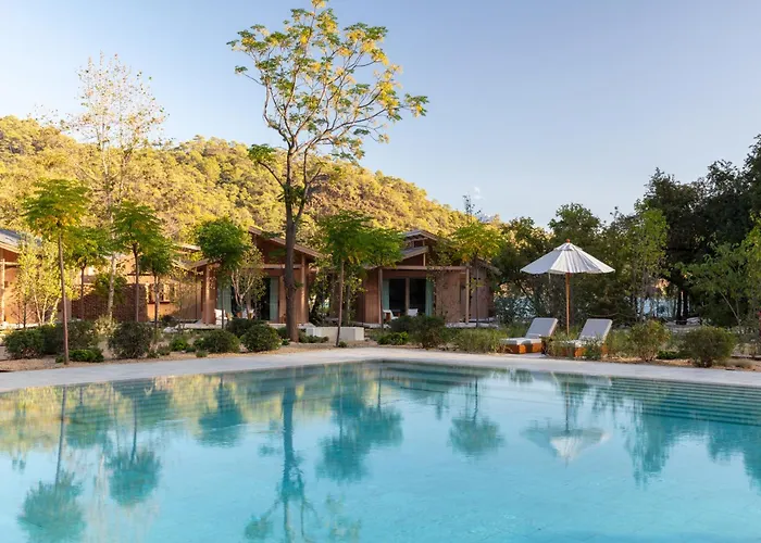 Ahama Hotel